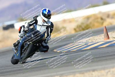 media/Feb-12-2022-SoCal Trackdays (Sat) [[3b21b94a56]]/Turn 4 (10am)/